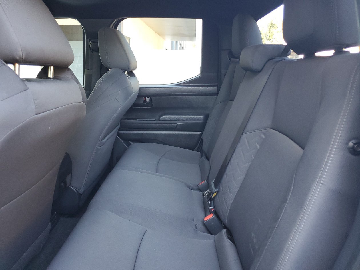 Used 2024 Toyota Tacoma SR5 AWD/4WD image 12