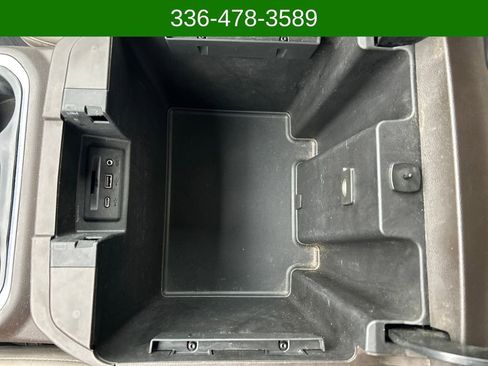 Used 2020 GMC Sierra 2500 SLE w/ Preferred Package AWD/4WD image 25