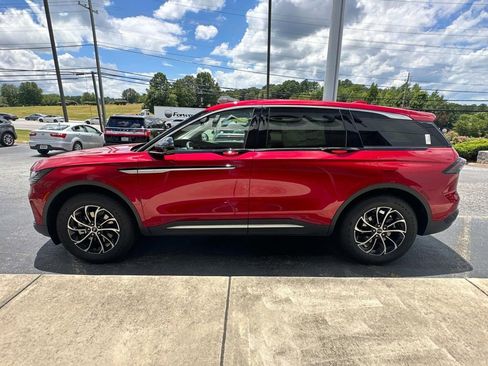 New 2025 Lincoln Nautilus Premier w/ Equipment Group 102A image 5