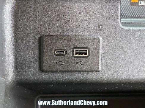 Used 2025 GMC Sierra 2500 AT4 AWD/4WD image 57