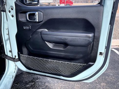 Used 2023 Jeep Wrangler Unlimited Rubicon image 19