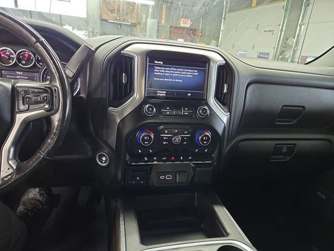 Used 2019 Chevrolet Silverado 1500 RST image 25