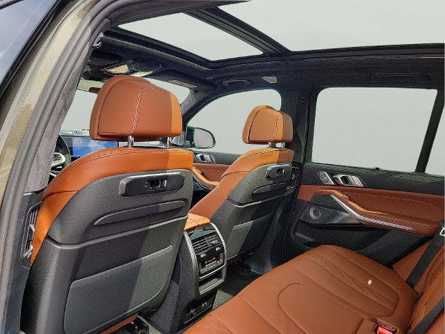 New 2026 BMW X5 M60i AWD/4WD image 15