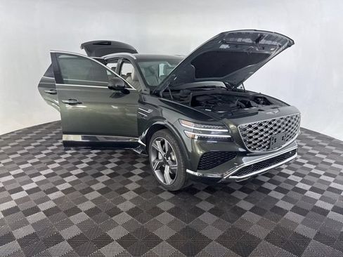 Used 2025 Genesis GV80 3.5T Prestige AWD/4WD image 12