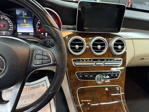 Used 2016 Mercedes-Benz C 300 4MATIC Sedan image 25