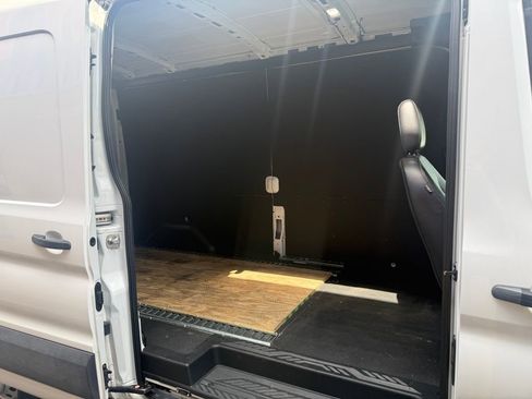Used 2025 Ford Transit 250 148 Medium Roof Extended AWD w/ Load Area Protection Package image 20