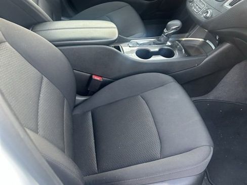 Used 2023 Chevrolet Malibu LT image 8