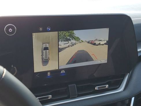 Certified 2025 Chevrolet Equinox LT w/ Safety and Technology Package FWD image 18
