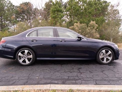 Used 2020 Mercedes-Benz E 350 Sedan image 2