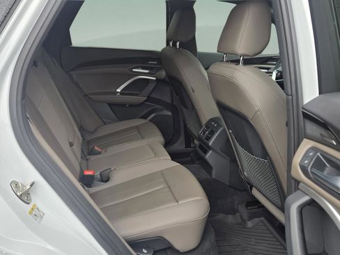 New 2025 Audi Q5 Premium Plus image 19