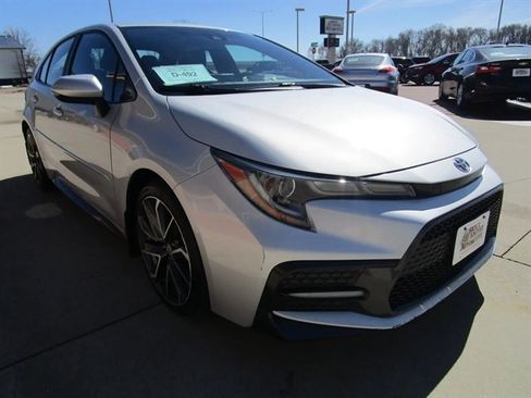 Used 2022 Toyota Corolla SE image 5