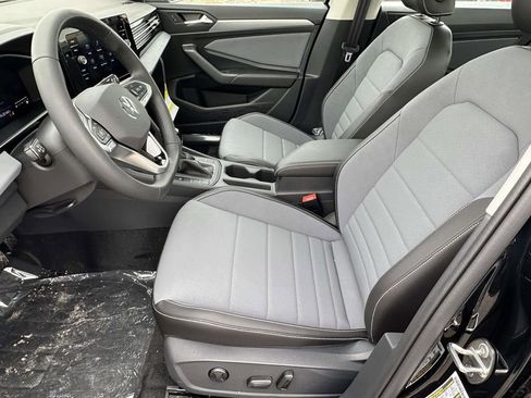 New 2026 Volkswagen Jetta SE image 13