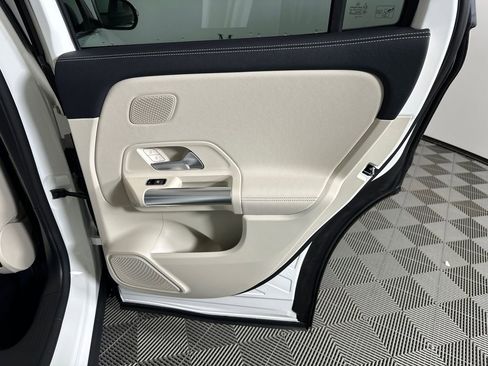 New 2026 Mercedes-Benz GLA 250 4MATIC image 18