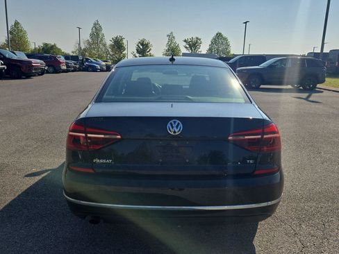 Used 2019 Volkswagen Passat 2.0T Wolfsburg w/ Wheels & Sunroof Package FWD image 6
