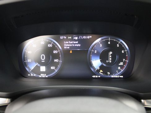 Used 2022 Volvo V60 T5 Cross Country w/ Climate Package image 37