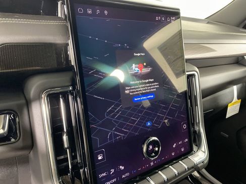 New 2026 GMC Yukon Elevation w/ LPO, Floor Liner Package image 14