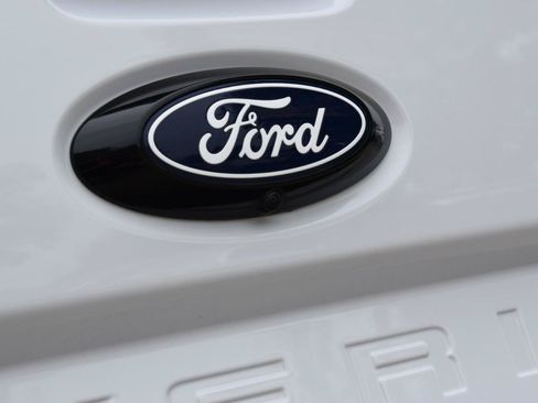 Used 2025 Ford Maverick XLT w/ Equipment Group 302A AWD/4WD image 14