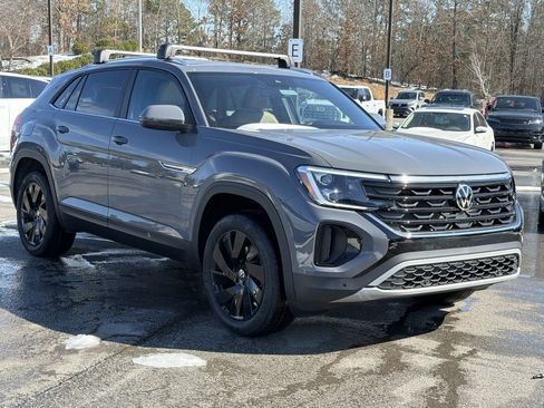 New 2026 Volkswagen Atlas Cross Sport SE image 7