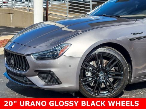 Used 2022 Maserati Ghibli Modena image 2