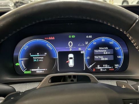 Used 2025 Toyota Crown Signia w/ Advanced Technology Package AWD/4WD image 29