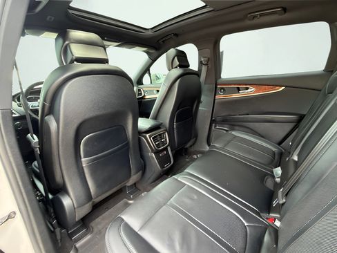 Used 2020 Lincoln Nautilus Reserve w/ Equipment Group 201A AWD/4WD image 21