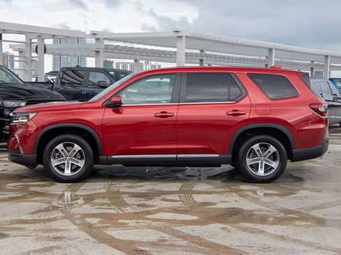Certified 2023 Honda Pilot EX-L image 9