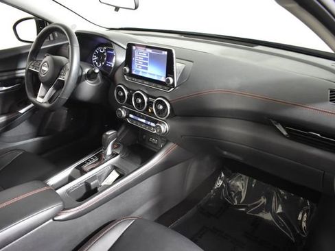 Used 2024 Nissan Sentra SR w/ SR Premium Package FWD image 36
