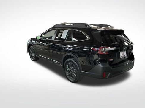 Certified 2022 Subaru Outback Onyx Edition XT image 4