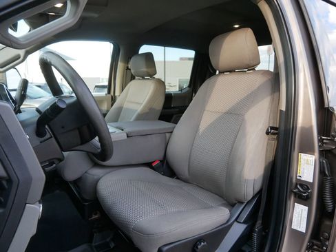 Used 2021 Ford F250 XLT image 8