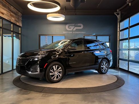 Used 2023 Chevrolet Equinox Premier FWD image 7