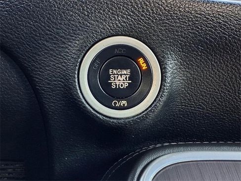 Used 2016 Dodge Challenger SXT w/ Blacktop Package image 12