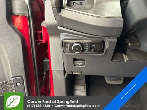 New 2025 Ford Bronco Badlands image 48