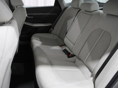 Used 2023 Hyundai Sonata SEL w/ Cargo Package image 18