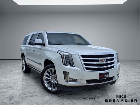 Used 2019 Cadillac Escalade ESV Premium Luxury image 1