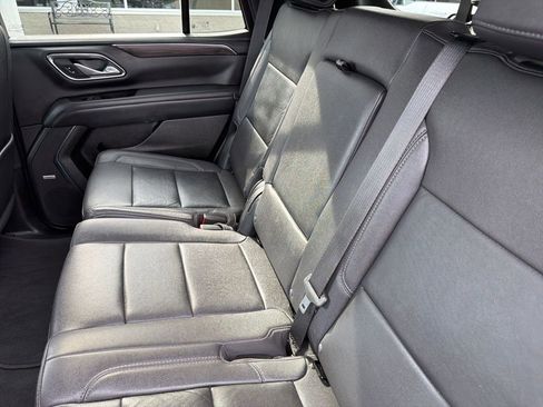 Used 2023 Chevrolet Tahoe LT w/ Luxury Package AWD/4WD image 11