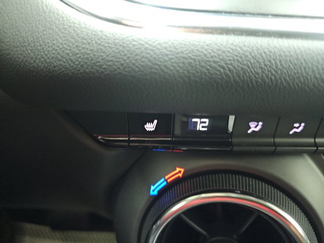 Used 2023 Chevrolet Blazer LT w/ Convenience Package FWD image 11