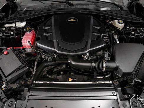 Used 2024 Chevrolet Camaro LT image 5