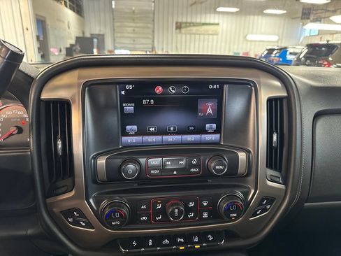 Used 2015 GMC Sierra 1500 Denali w/ Driver Alert Package AWD/4WD image 19