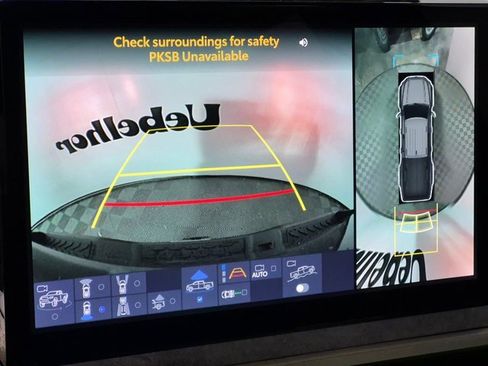 New 2025 Toyota Tacoma Trailhunter image 19