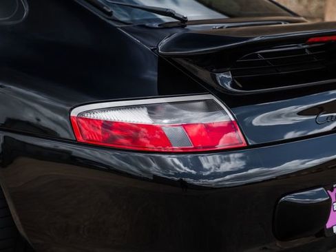 Used 2002 Porsche 911 Carrera RWD image 42