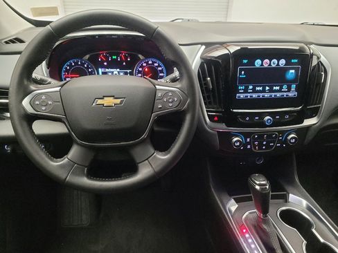 Used 2019 Chevrolet Traverse LT FWD image 22