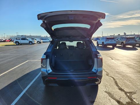 New 2026 Chevrolet Equinox RS w/ Convenience Package III image 6