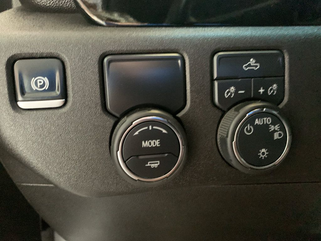 Used 2025 Chevrolet Silverado 1500 LT RWD image 27