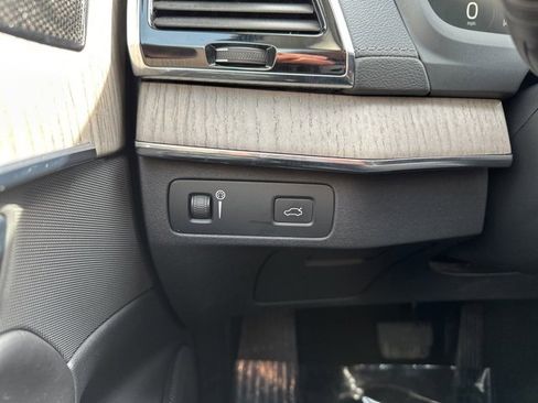 Used 2021 Volvo XC90 T6 Inscription w/ Climate Package image 31