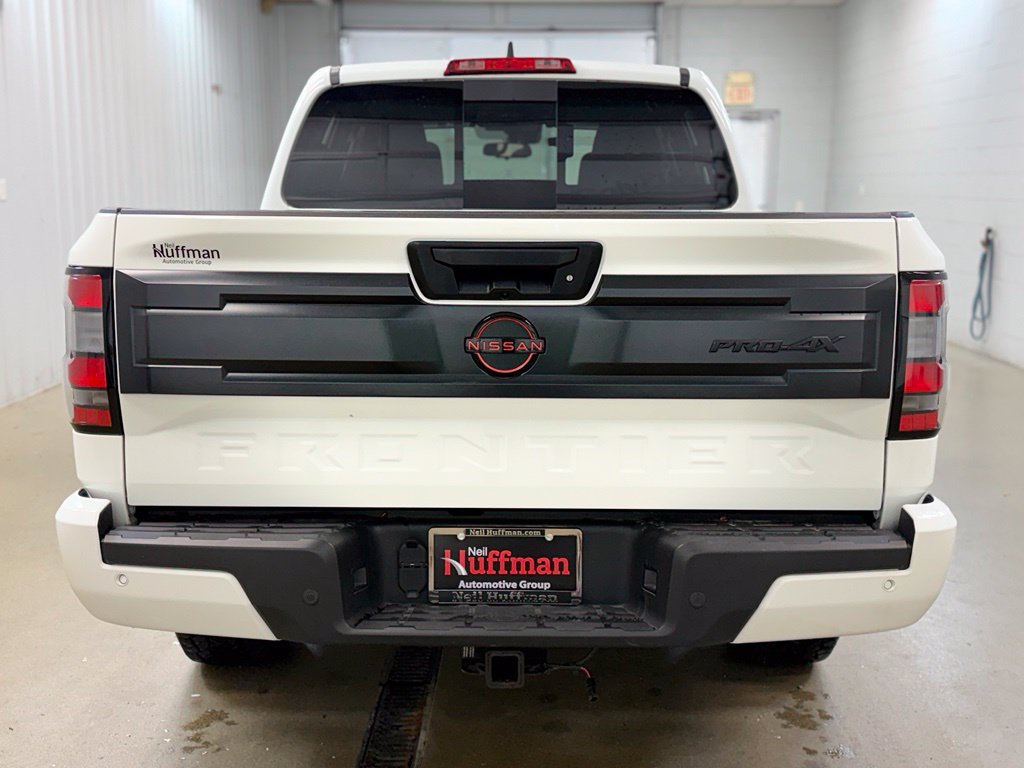 Used 2025 Nissan Frontier PRO-4X w/ Pro Convenience Package AWD/4WD image 7