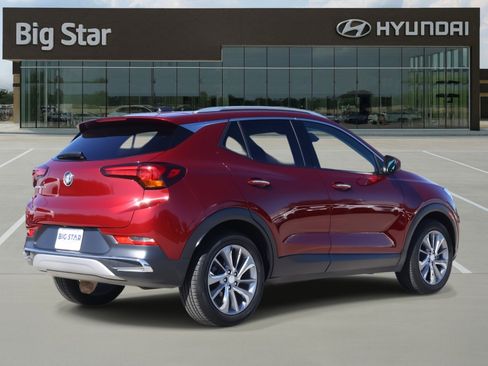 Used 2023 Buick Encore GX Essence w/ Experience Buick Package image 4