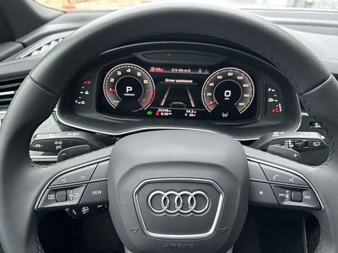 Used 2023 Audi Q7 2.0T Premium w/ Convenience Package image 24