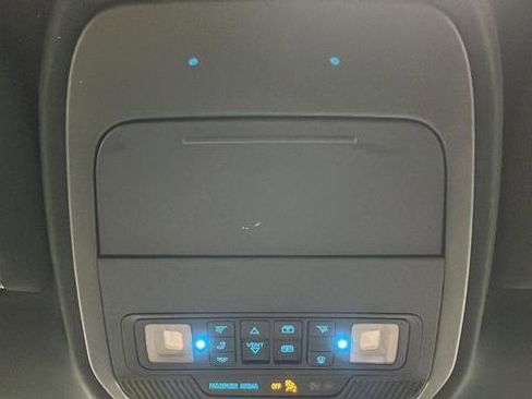 Used 2025 Ford Expedition Max King Ranch AWD/4WD image 35
