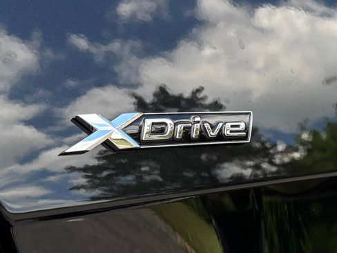 Used 2026 BMW 230i xDrive Coupe w/ Premium Package AWD/4WD image 17