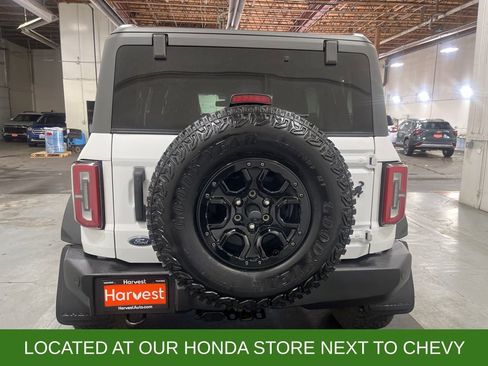 Used 2023 Ford Bronco Wildtrak image 7